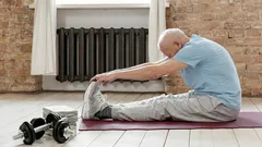 これらのエクササイズは50歳以上の方に最適です：20分で体力とバランスを取り戻す